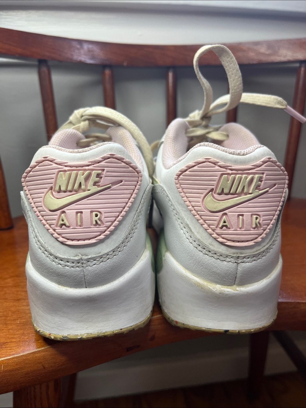 Nike Air Max 90 LTR SE Summit White Coconut Milk Pink Foam Sneakers Size 7Y GUC - Picture 5 of 11